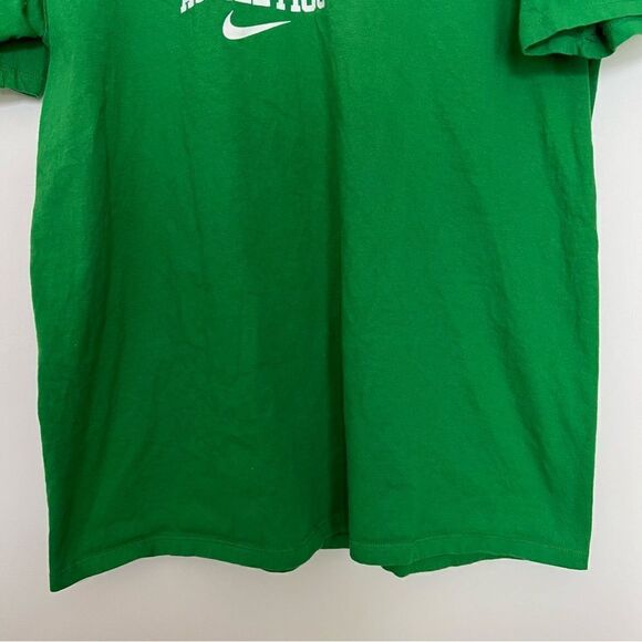 The Nike Tee Athletic Cut Unisex T Shirt Large Green Short Sleeve 100% Cotton - Picture 3 of 9